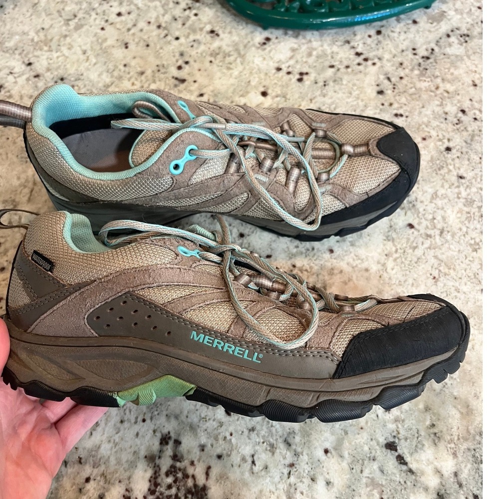 Merrell Waterproof Hiking Shoes Womens 9 Tan Teal Trail Sneakers J55680